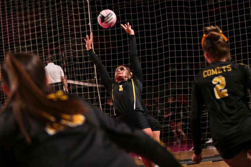 Photos: Denver vs. Boyden-Hull in Iowa high school state volleyball tournament