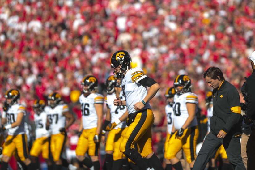 Iowa slides to No. 19 in AP poll after second consecutive loss