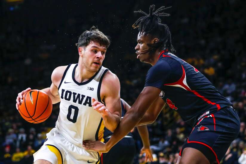 Photos: Iowa Hawkeyes host Southeast Missouri State in men’s basketball