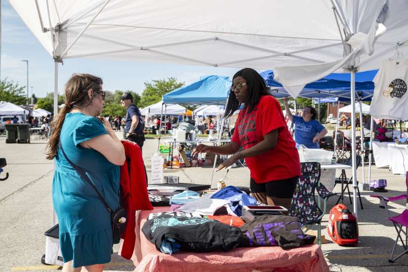 Diversity Market propels minority-owned businesses in Iowa City for second season