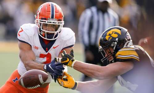 Iowa football early opponent preview: Illinois
