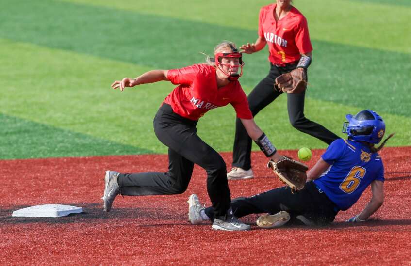 Thursday’s best: 5 area Iowa high school softball regional games to watch