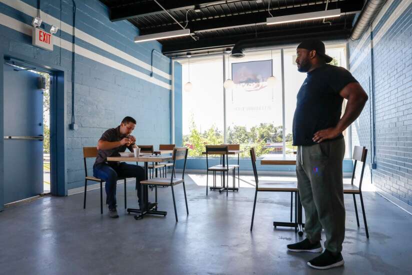 Birria Tacos startup opens in Cedar Rapids ‘cloud kitchen’ space