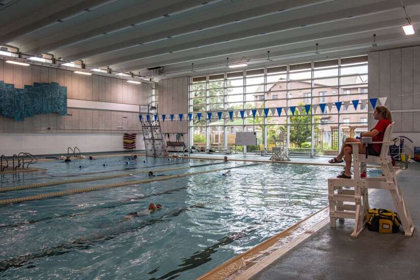Iowa City residents raise concerns over closing downtown Robert A. Lee pool