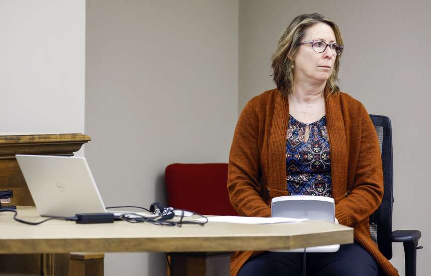 Shortage of court reporters in Iowa ‘beyond crisis’ 