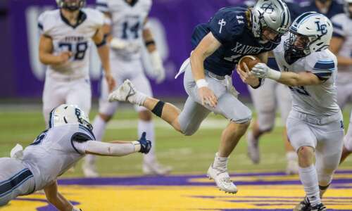 Xavier falls to Lewis Central in 3OT state football championship