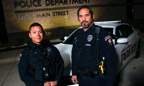 Iowa lacks bilingual police officers despite need