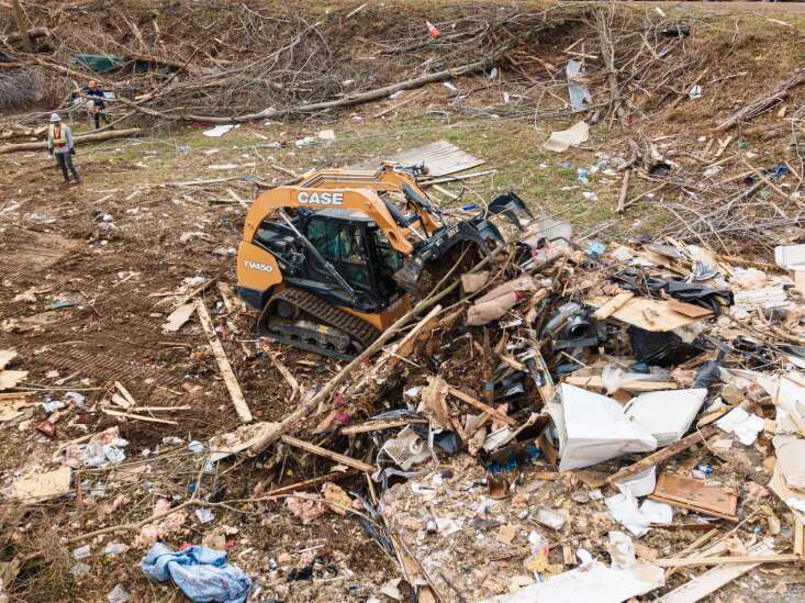 Iowa City sawyers volunteer in tornado-ravaged Kentucky