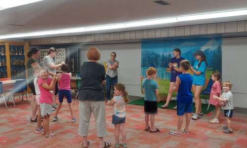 “S’more” fun served up at the Richland Library