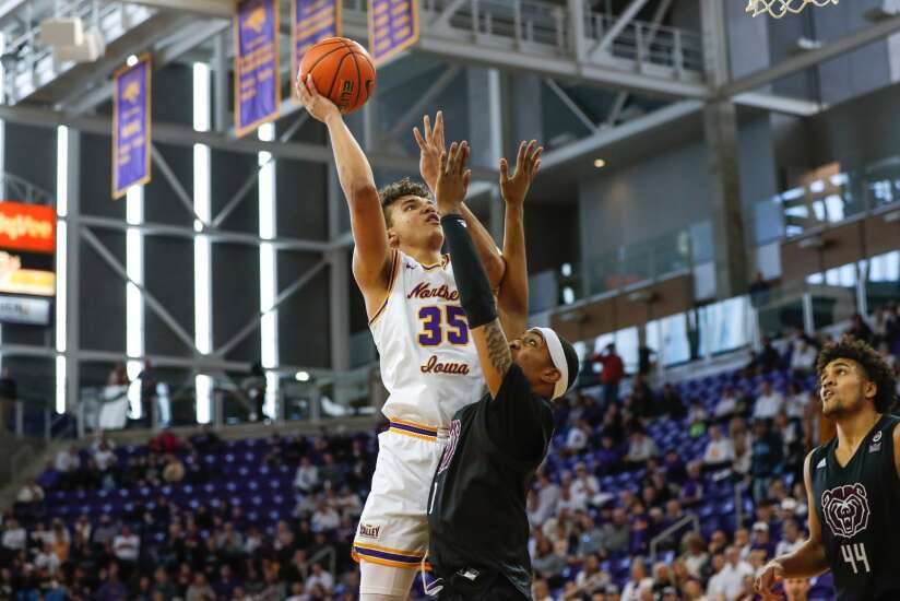 UNI and Loyola-Chicago meet with MVC men’s basketball championship on the line