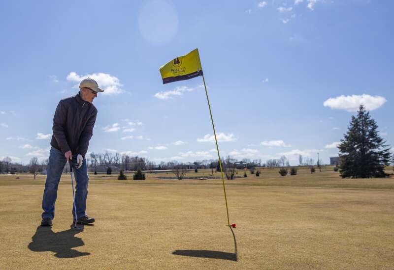 Cedar Rapids golf courses reopening for the season