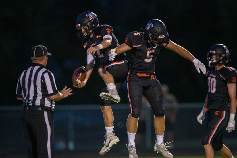 Turnovers spark Solon in 28-14 victory over Williamsburg
