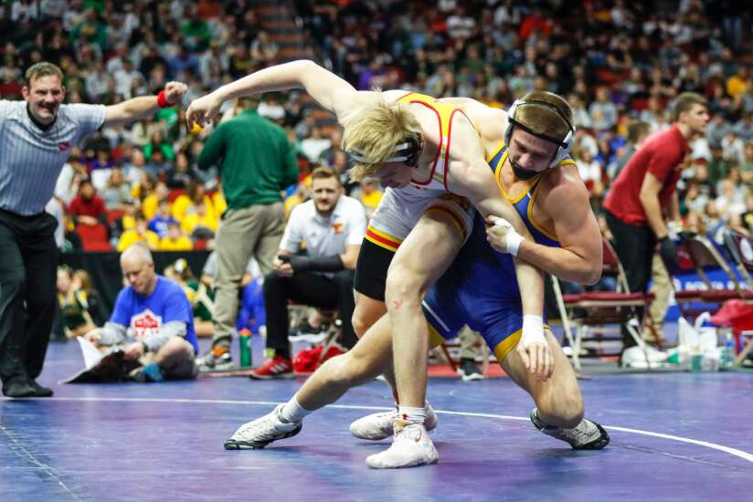 Photos: Iowa high school state wrestling 2022 Class 1A quarterfinals and 2A semifinals