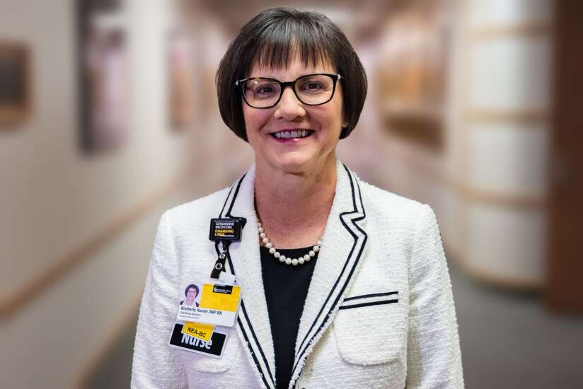 University of Iowa hospitals names chief nurse as interim CEO