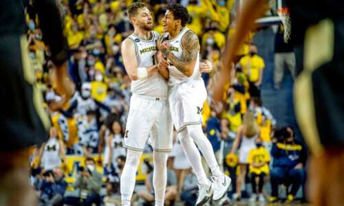 Mercurial Michigan meets red-hot Murray and Hawkeyes