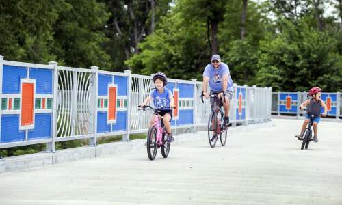 Bikers, hikers, take note: New bridge open over Marion Boulevard