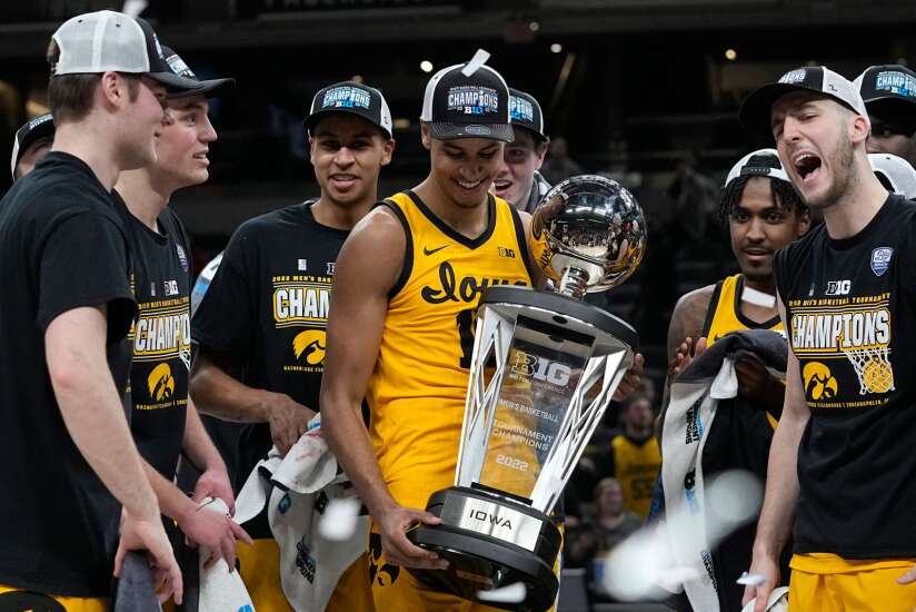 After celebration, Hawkeyes must regroup for Richmond in NCAA tourney