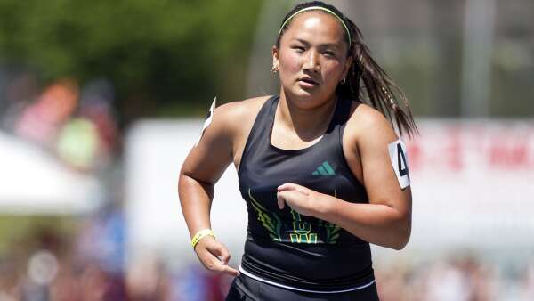 Iowa City West’s Hannah Longmire sweeps state track ambulatory races