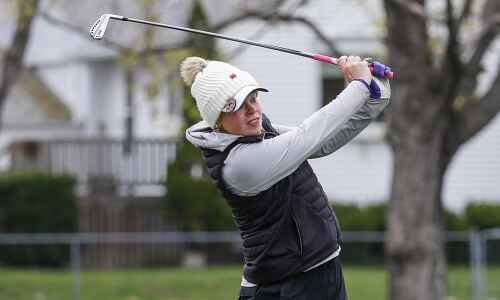 Bella Pettersen recovers from double-hip surgery to rank among state’s top golfers