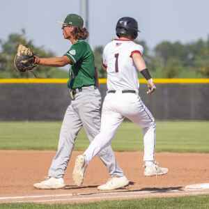 Linn-Mar batters Iowa City West in baseball doubleheader sweep