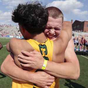 Kennedy wins state boys’ 400-meter relay title with all-time Iowa best