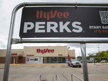 Opinion: Hy-Vee, where there’s a cold corporate shrug in every aisle