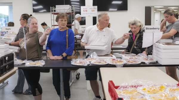 St. Ludmila’s kolaches attract a crowd