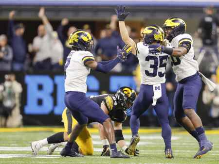 Hawkeyes revenge over Michigan? Only with semblance of offense