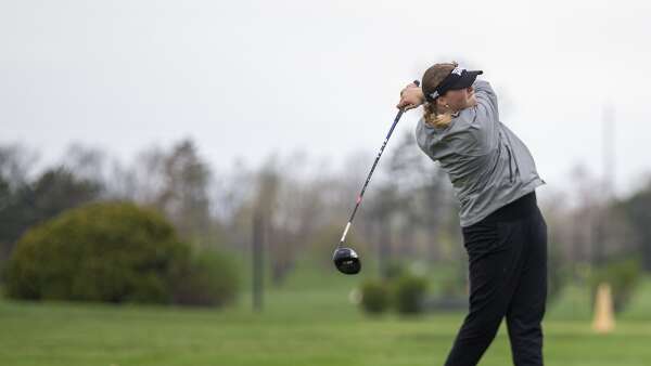 Prairie’s Kylie Wachtl pulls ace out of her sleeve at CRANDIC golf meer