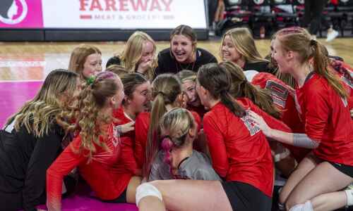 ‘Clean’ sweep: North Scott races to a 4A volleyball championship