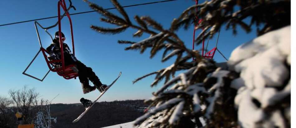 Downhill ski resorts booming during COVID-19, with safety precautions