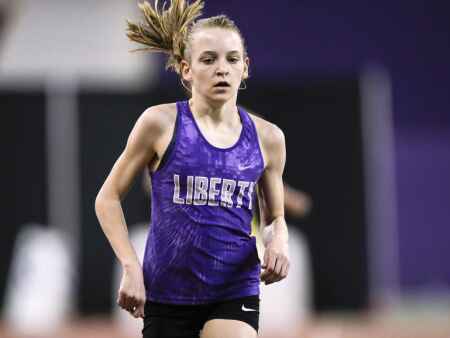 Drake Relays form chart: 2019 cutoffs, Iowa high school leaders and more (updated April 17)