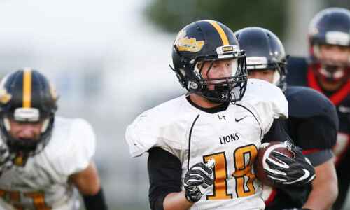 No. 10 Lone Tree keeps Central City at bay in prep football opener, 26-18