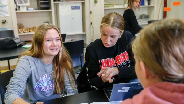 Linn-Mar’s project-based learning program doubles in first year