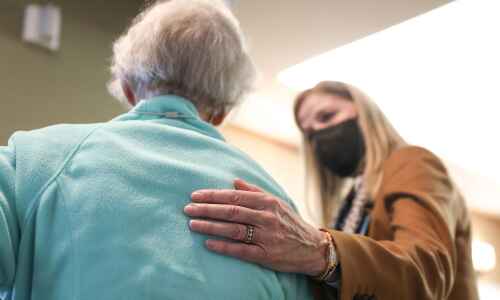 Fewer hospice volunteers during pandemic, but their presence is powerful