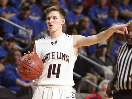 North Linn’s Jake Hilmer has message for his dad, coach