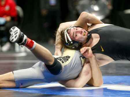 NCAA wrestling notes: Hawkeyes rally around Spencer Lee