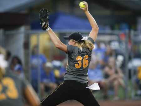 State softball Thursday: Semifinal scores and coverage