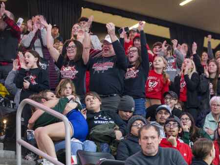 Girls’ state wrestling notes: Fans pack sold-out Xtream Arena for IGHSAU tournament