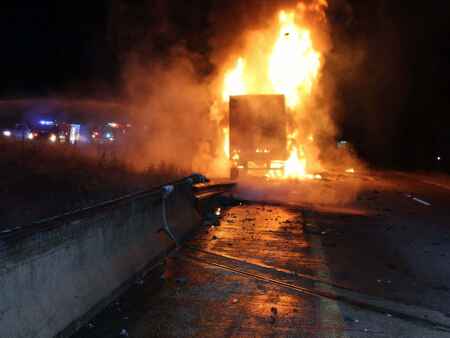 Sheriff's office releases details about semi crash, fire on I-380