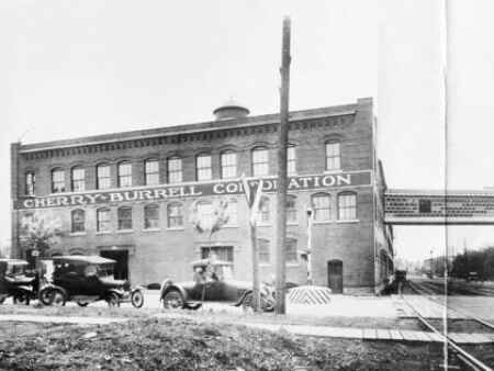 History Happenings: The Cherry Building was artist Grant Wood’s first big commission