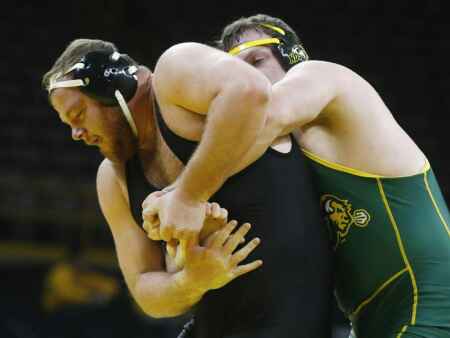 Wrestling Weekend That Was: Spencer Lee isn't Iowa's only formidable freshman