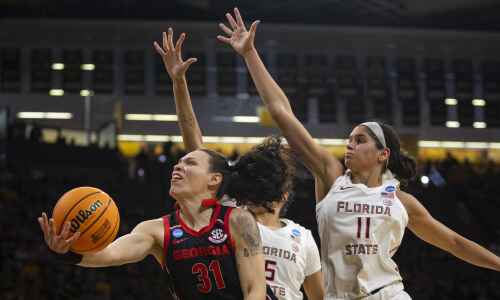 Photos: Georgia beats Florida State in NCAA first round at Carver