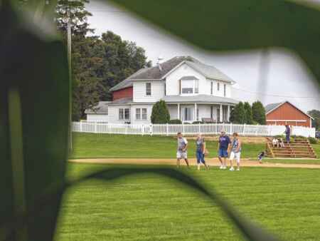 Field of Dreams game to give Iowa national exposure