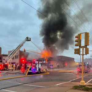 Multiple departments respond to downtown Washington fire