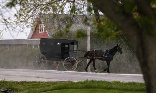 Iowa Amish community shunning COVID-19 vaccines