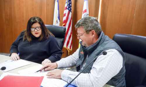 Linn Supervisors vote 2-1 to remove ARPA funding to hire resiliency coordinator
