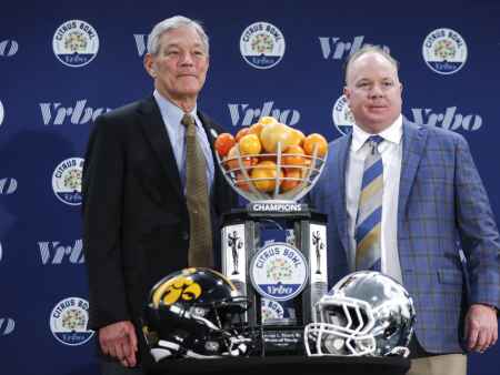 Iowa vs. Kentucky in Citrus Bowl: How to watch, predictions