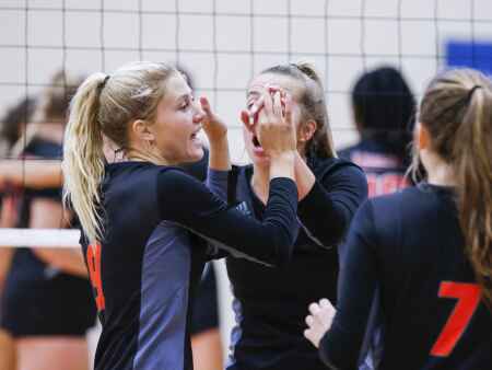 Iowa high school volleyball preview: 10 area teams to watch