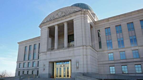 Oppose Iowa GOP court packing efforts